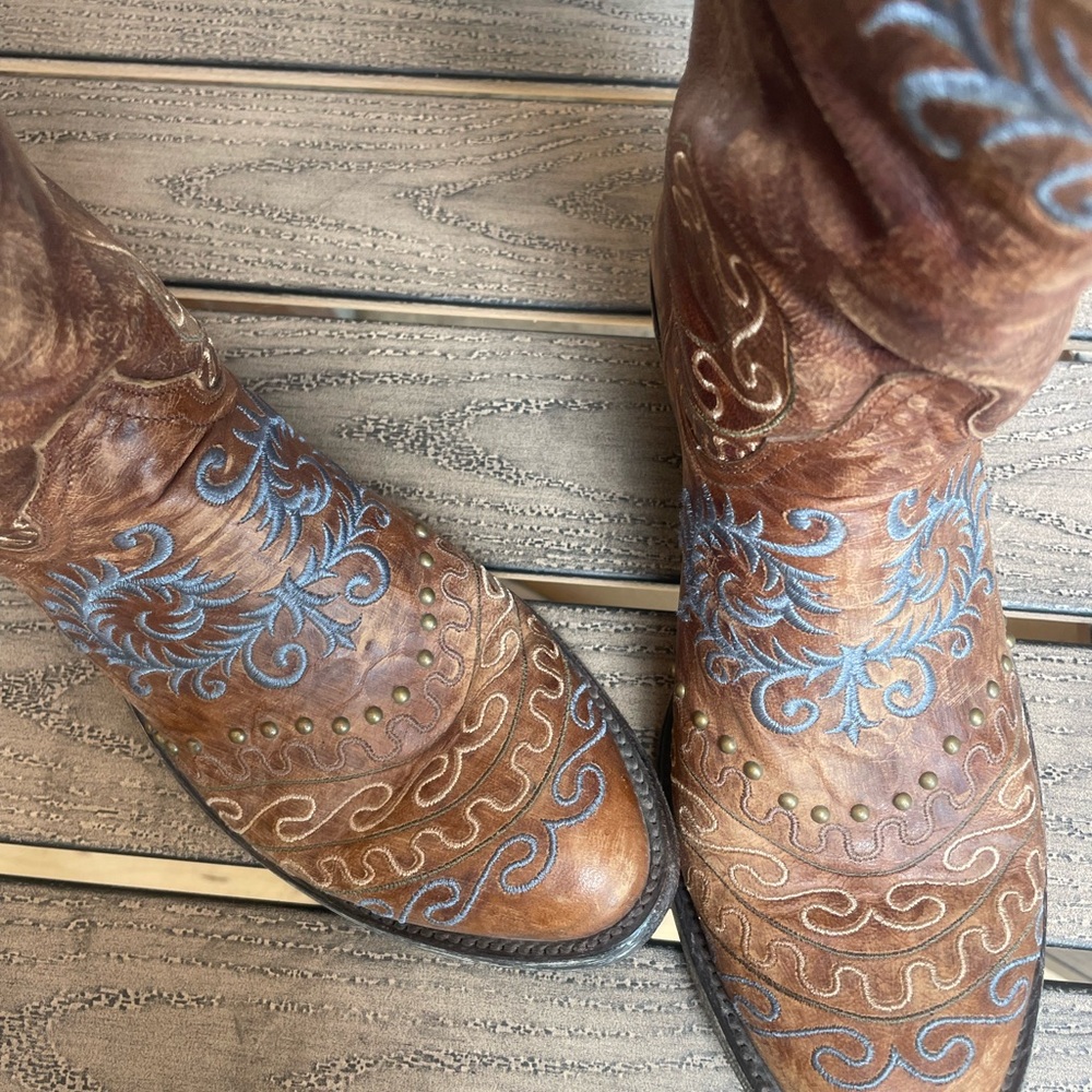 Old Gringo Brown and Blue Embroidered Boots - Picture 2 of 9